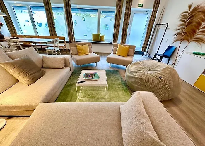 Stylish Quiet Oasis Near Station 公寓 *